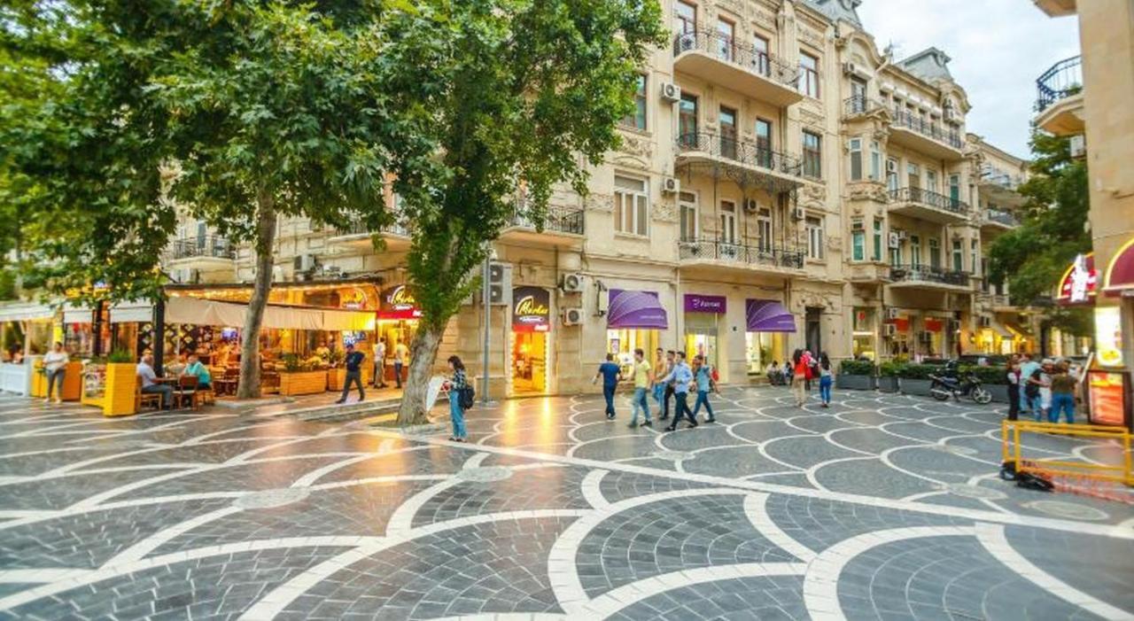 Lux Family Apartment In City Center Baku Eksteriør billede