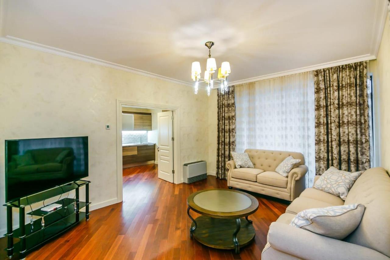 Lux Family Apartment In City Center Baku Eksteriør billede